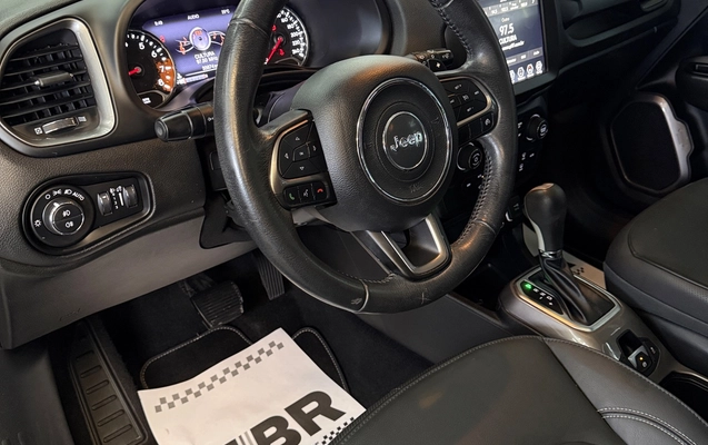imagem-https://www.socarrao.com.br/sc-vehicle-images-prod/1928978/1782139690491-cee793cf-4778-47cf-9df8-1b3c570fb8c3.jpg