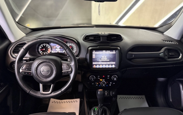 imagem-https://www.socarrao.com.br/sc-vehicle-images-prod/1928978/1782139690496-83a7720b-e7b1-41e2-8a37-9c1e2b49865c.jpg