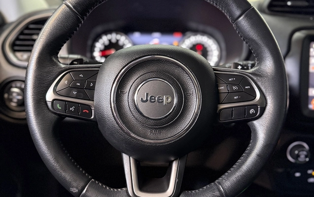 imagem-https://www.socarrao.com.br/sc-vehicle-images-prod/1928978/1782139690499-bfd13018-e7e2-42c2-90f2-b555663e3c97.jpg