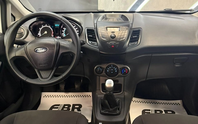 imagem-https://www.socarrao.com.br/sc-vehicle-images-prod/1928980/1780408791187-7dc56d5c-200e-4477-a774-61f6552293de.jpg