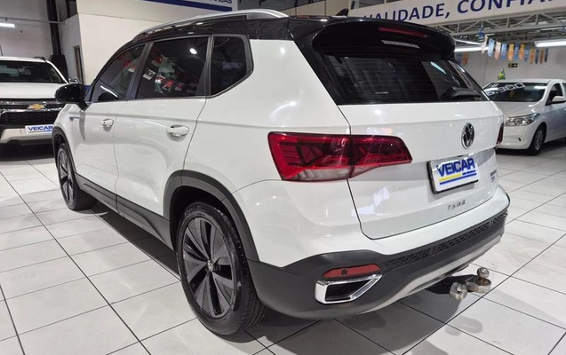 imagem-https://www.socarrao.com.br/sc-vehicle-images-prod/1928985/1786042912076-8147666_10_B_4437f2ec95.jpeg