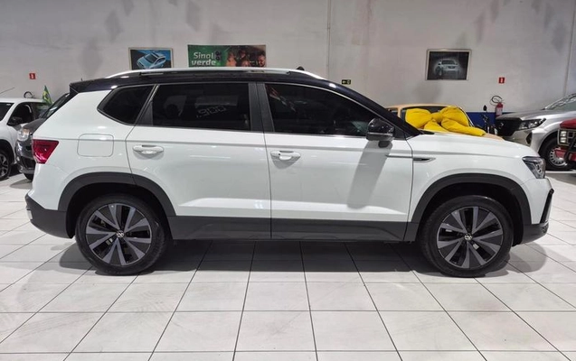 imagem-https://www.socarrao.com.br/sc-vehicle-images-prod/1928985/1786042912076-8147666_7_B_d16534d66f.jpeg
