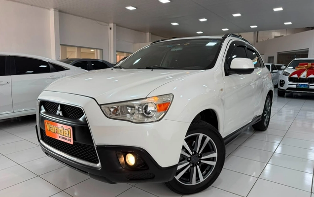 imagem-https://www.socarrao.com.br/sc-vehicle-images-prod/1930751/1780416707763-V2hhdHNBcHAgSW1hZ2UgMjAyNi0wNi0wMiBhdCAxMi41MS4zMCAoMSkuanBlZw.jpeg