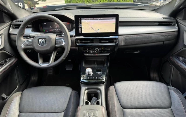 imagem-https://www.socarrao.com.br/sc-vehicle-images-prod/1931102/1787924634917-8136898_3_B_841750d94e.jpeg