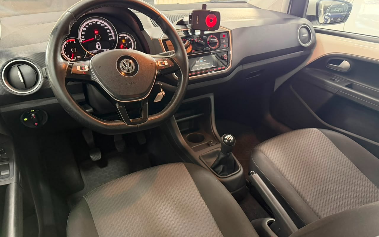 imagem-https://www.socarrao.com.br/sc-vehicle-images-prod/1931208/1780419007354-V2hhdHNBcHAgSW1hZ2UgMjAyNi0wNi0wMiBhdCAxMy4yMS4wMyAoMSkuanBlZw.jpeg