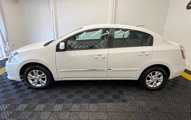 imagem-https://www.socarrao.com.br/sc-vehicle-images-prod/1931800/1788206047408-8036123_8_B_73406a5d23.jpeg