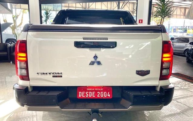 imagem-https://www.socarrao.com.br/sc-vehicle-images-prod/1931992/1788545640164-8148857_6_B_23a8f1d9f0.jpeg