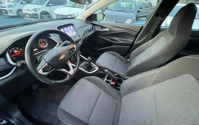 imagem-https://www.socarrao.com.br/sc-vehicle-images-prod/1931994/1788898196471-e3e4092e3da14cb39d1c85621b5550ba_1780422779001.jpg