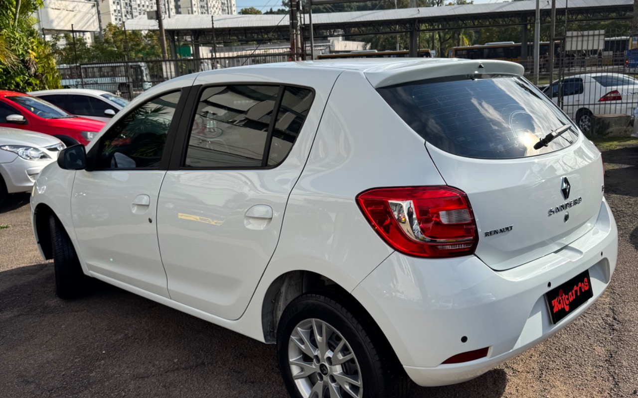 imagem-https://www.socarrao.com.br/sc-vehicle-images-prod/1932022/1780422877618-SU1HXzY2OTAuanBlZw.jpeg