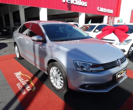 Volkswagen Jetta 2011 Prata — foto 1 de 3