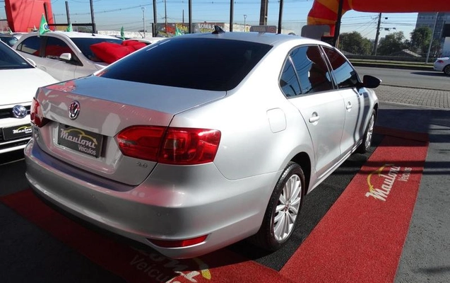 imagem-https://www.socarrao.com.br/sc-vehicle-images-prod/1932140/1790013015570-7863206_6_B_e5a9bb58f6.jpeg