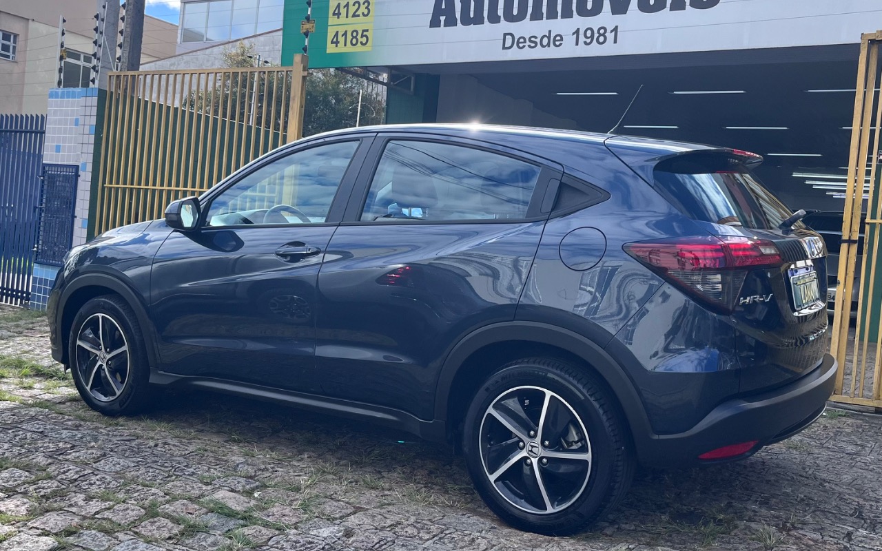 imagem-https://www.socarrao.com.br/sc-vehicle-images-prod/1932180/1780423411007-SU1HXzc5NTMuanBlZw.jpeg