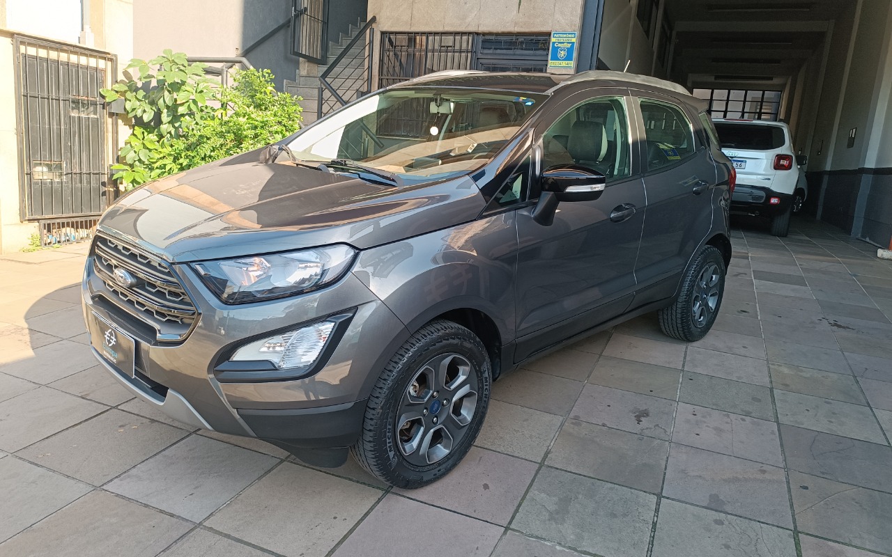 imagem-https://www.socarrao.com.br/sc-vehicle-images-prod/1933104/1780665382274-SU1HXzIwMjYwNjA1XzA5MzkzMy5qcGc.jpg