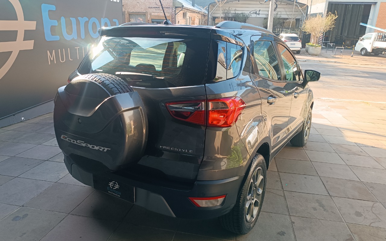 imagem-https://www.socarrao.com.br/sc-vehicle-images-prod/1933104/1780665382735-SU1HXzIwMjYwNjA1XzA5Mzk1NS5qcGc.jpg