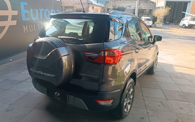 imagem-https://www.socarrao.com.br/sc-vehicle-images-prod/1933104/1780665382735-SU1HXzIwMjYwNjA1XzA5Mzk1NS5qcGc.jpg