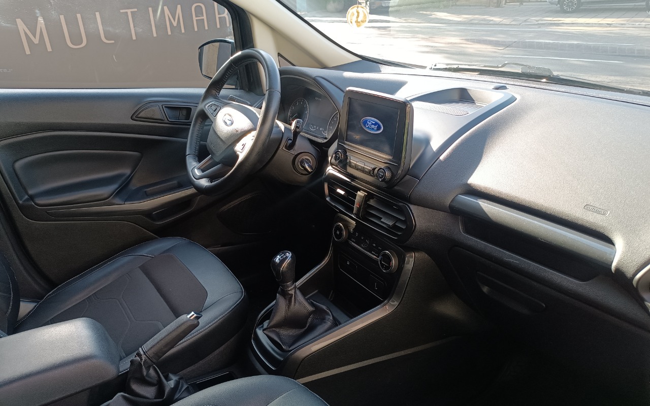 imagem-https://www.socarrao.com.br/sc-vehicle-images-prod/1933104/1780665383346-SU1HXzIwMjYwNjA1XzA5NDEzMS5qcGc.jpg