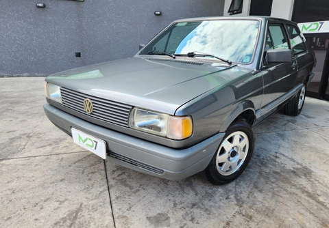 Volkswagen Voyage GL/ Special 1.6/ 1.8 1994 Cinza — foto 1 de 3