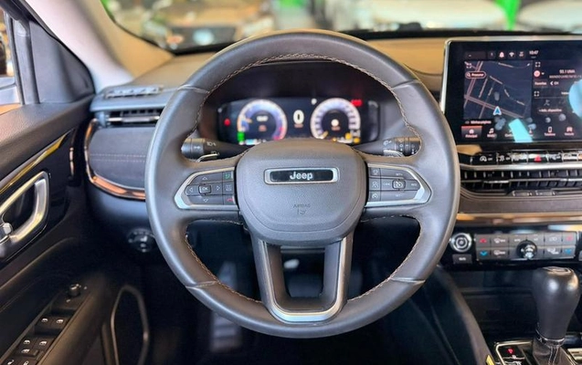 imagem-https://www.socarrao.com.br/sc-vehicle-images-prod/1933425/1789669571638-8145267_3_B_8494640c71.jpeg