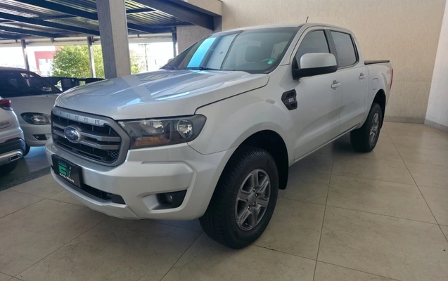imagem-https://www.socarrao.com.br/sc-vehicle-images-prod/1933533/1785867630416-8e6650ef-25af-497d-bd7f-8ec5f55d4779.jpg