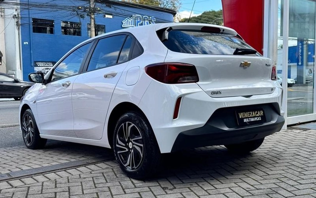 imagem-https://www.socarrao.com.br/sc-vehicle-images-prod/1933577/1790432940754-8149423_16_B_6cb57650cf.jpeg