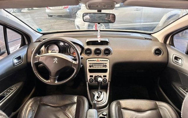 imagem-https://www.socarrao.com.br/sc-vehicle-images-prod/1933580/1782138940617-8128411_18_B_d4d3a08b43.jpeg
