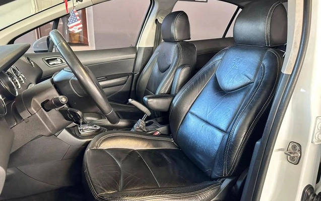 imagem-https://www.socarrao.com.br/sc-vehicle-images-prod/1933580/1782138940621-8128411_10_B_b65db89000.jpeg