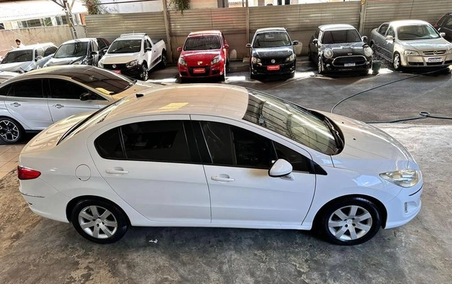 imagem-https://www.socarrao.com.br/sc-vehicle-images-prod/1933580/1782138940632-8128411_18_B_5a5f5a8daf.jpeg