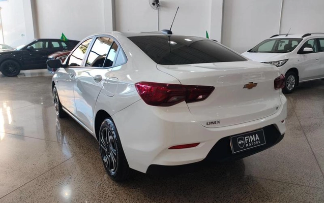 imagem-https://www.socarrao.com.br/sc-vehicle-images-prod/1934314/1782995630405-8150417_9_B_2c0cce821f.jpeg