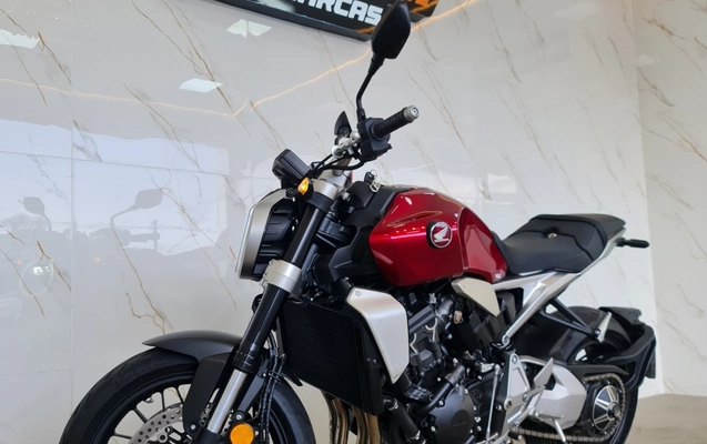 imagem-https://www.socarrao.com.br/sc-vehicle-images-prod/1934324/1780431091186-My5qcGc.jpg