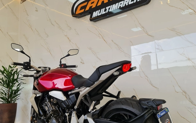 imagem-https://www.socarrao.com.br/sc-vehicle-images-prod/1934324/1780431091515-Ni5qcGc.jpg