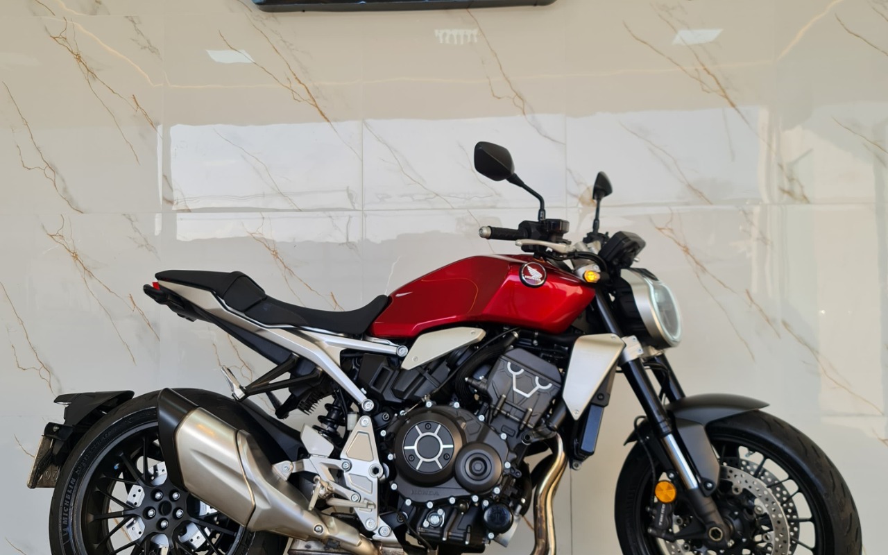 imagem-https://www.socarrao.com.br/sc-vehicle-images-prod/1934324/1780431092133-MTAuanBn.jpg