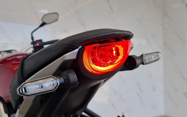 imagem-https://www.socarrao.com.br/sc-vehicle-images-prod/1934324/1780431093516-MTguanBn.jpg