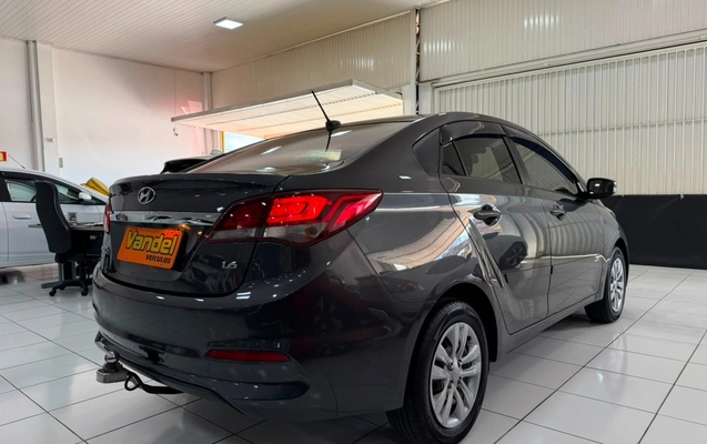 imagem-https://www.socarrao.com.br/sc-vehicle-images-prod/1934435/1780431290901-V2hhdHNBcHAgSW1hZ2UgMjAyNi0wNi0wMiBhdCAxNy4wMS4zOCAoMikuanBlZw.jpeg