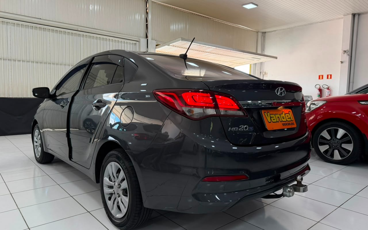 imagem-https://www.socarrao.com.br/sc-vehicle-images-prod/1934435/1780431291018-V2hhdHNBcHAgSW1hZ2UgMjAyNi0wNi0wMiBhdCAxNy4wMS4zOC5qcGVn.jpeg