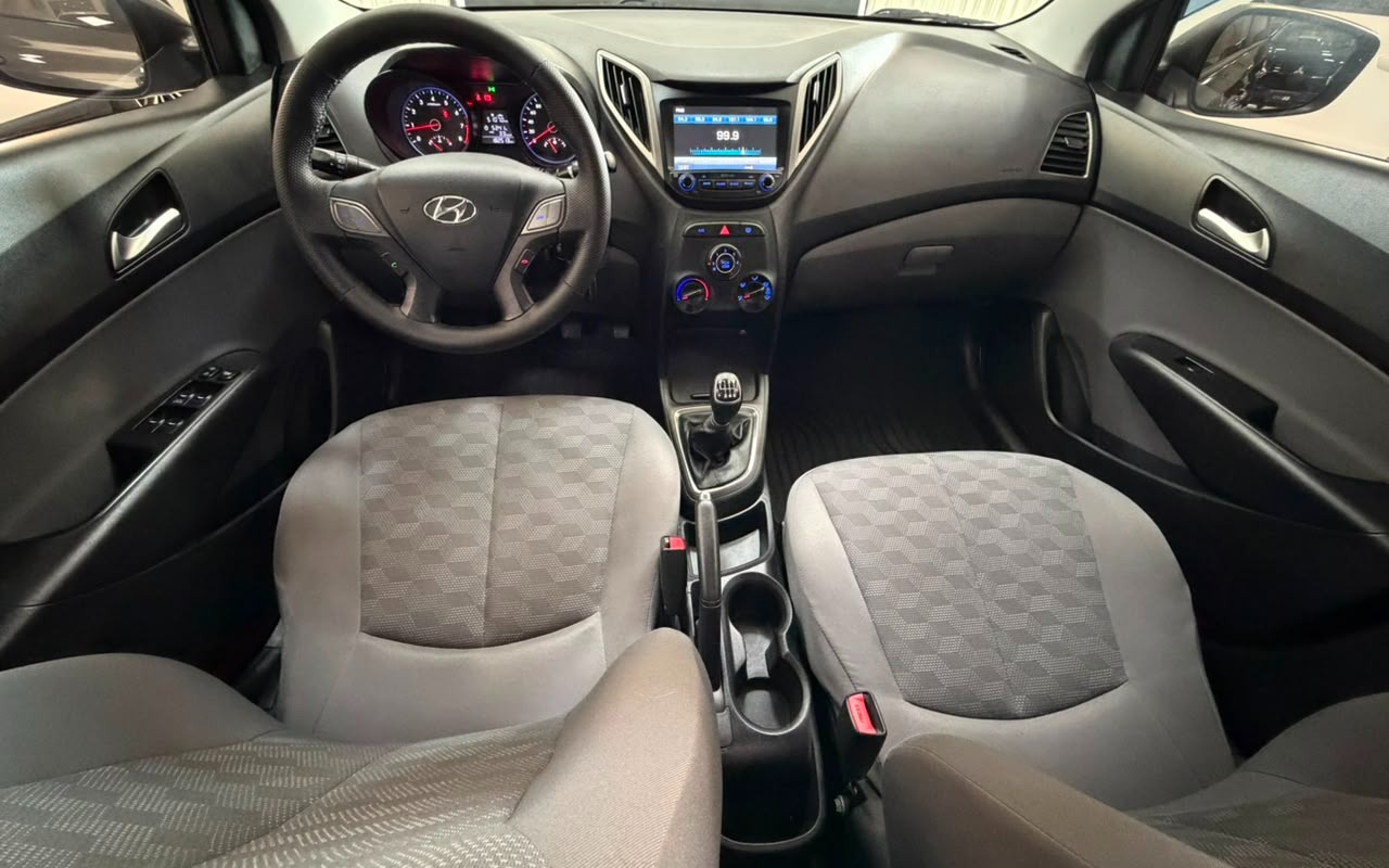 imagem-https://www.socarrao.com.br/sc-vehicle-images-prod/1934435/1780431291161-V2hhdHNBcHAgSW1hZ2UgMjAyNi0wNi0wMiBhdCAxNy4wMS40MCAoMSkuanBlZw.jpeg