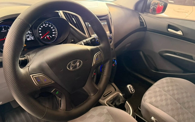 imagem-https://www.socarrao.com.br/sc-vehicle-images-prod/1934435/1780431291361-V2hhdHNBcHAgSW1hZ2UgMjAyNi0wNi0wMiBhdCAxNy4wMS40MS5qcGVn.jpeg