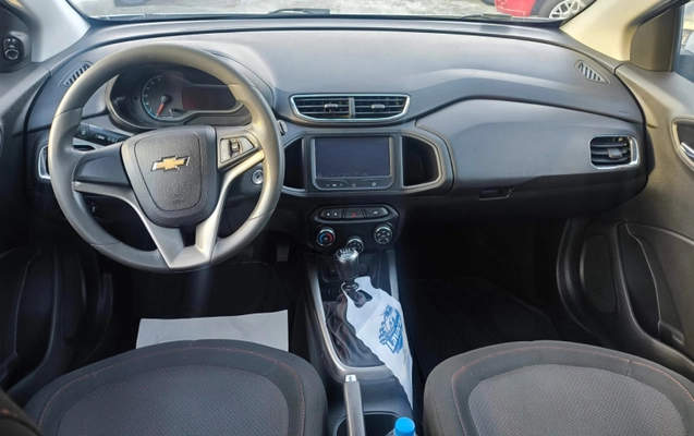 imagem-https://www.socarrao.com.br/sc-vehicle-images-prod/1934464/1780431464922-app-photos-jAk1rvHKMe73sUXjyh51OHAOCHJw8i8Z.jpg