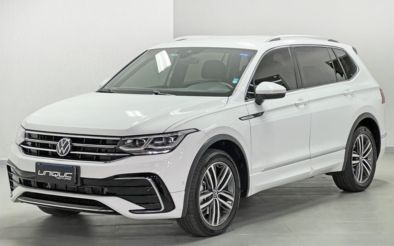 Volkswagen Tiguan Allspac R-Line 300 TSI 2.0 na cor Branco em Curitiba / PR - 1935030