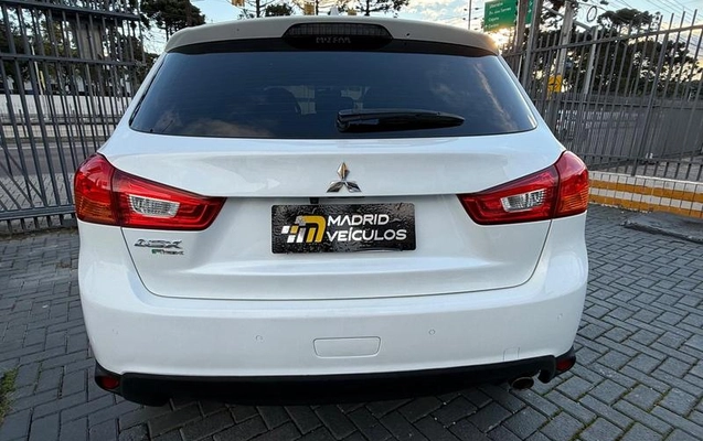 imagem-https://www.socarrao.com.br/sc-vehicle-images-prod/1935044/1791478744361-8111696_6_B_e8208c10ba.jpeg