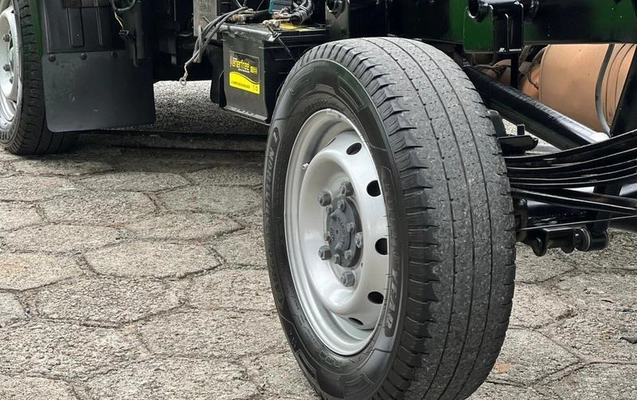 imagem-https://www.socarrao.com.br/sc-vehicle-images-prod/1935536/1788276557057-8087293_10_B_036b6d18de.jpeg