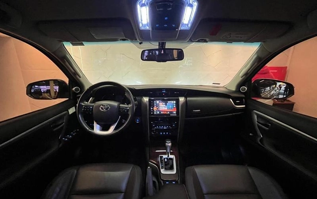 imagem-https://www.socarrao.com.br/sc-vehicle-images-prod/1935824/1790962258411-8151075_10_B_08eb9adc7e.jpeg