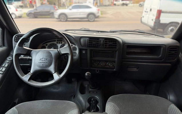 imagem-https://www.socarrao.com.br/sc-vehicle-images-prod/1945220/1780484675820-vehicle_image_1780068736_10e0e50c480dd99410ac83ec4f55ce17.jpeg