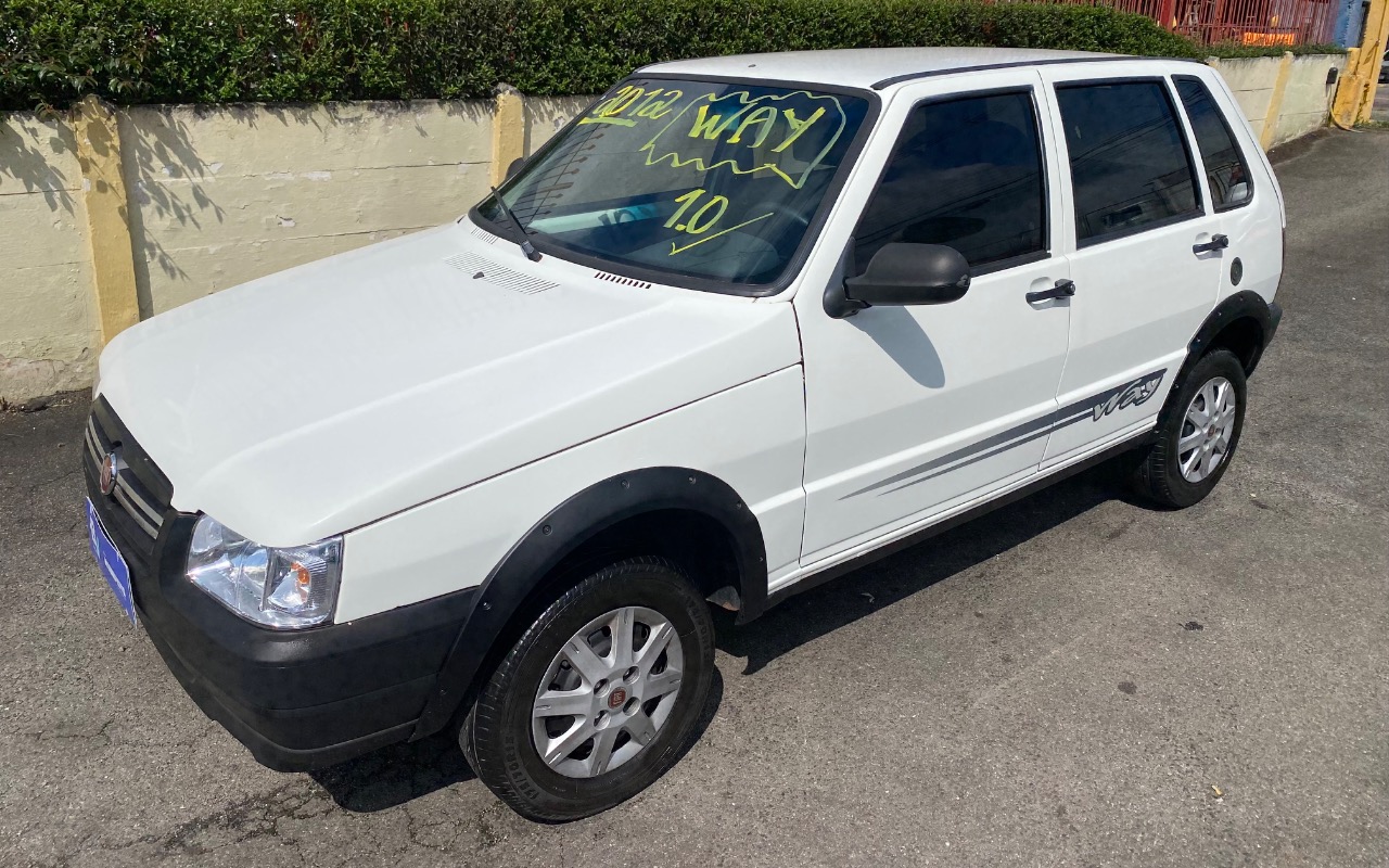 Fiat Uno 2012 Branco — foto 1 de 3