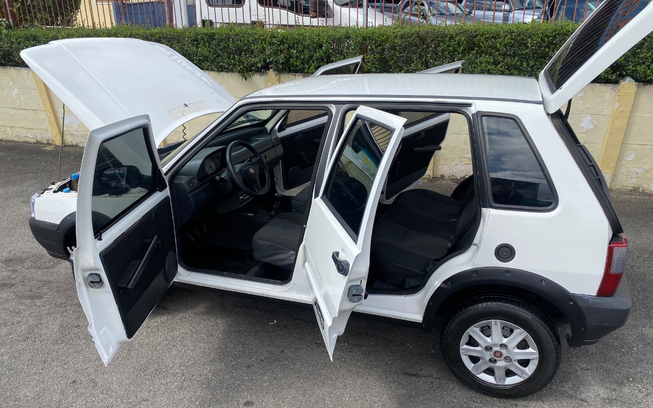 imagem-https://www.socarrao.com.br/sc-vehicle-images-prod/1946193/1789565846822-SU1HXzExOTUuanBlZw.jpeg