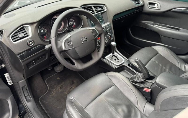 imagem-https://www.socarrao.com.br/sc-vehicle-images-prod/1946362/1780490749785-7185741_8_B_81f6d0913d.jpeg