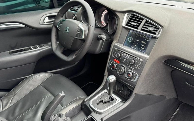 imagem-https://www.socarrao.com.br/sc-vehicle-images-prod/1946362/1780490749789-7185741_9_B_94363a6eaa.jpeg