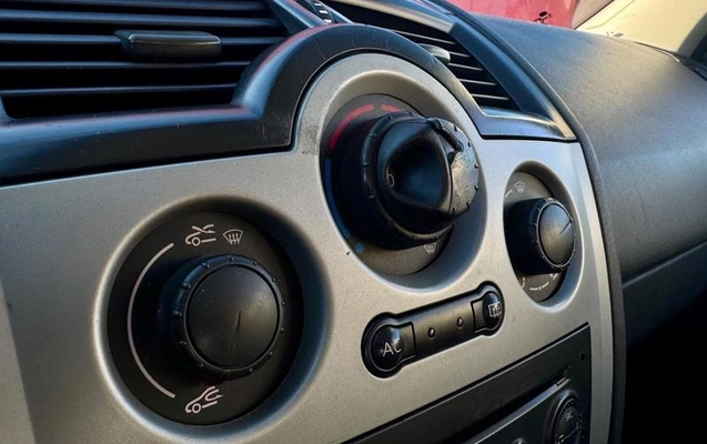imagem-https://www.socarrao.com.br/sc-vehicle-images-prod/1946560/1787265570137-8085814_8_B_d66e76498f.jpeg