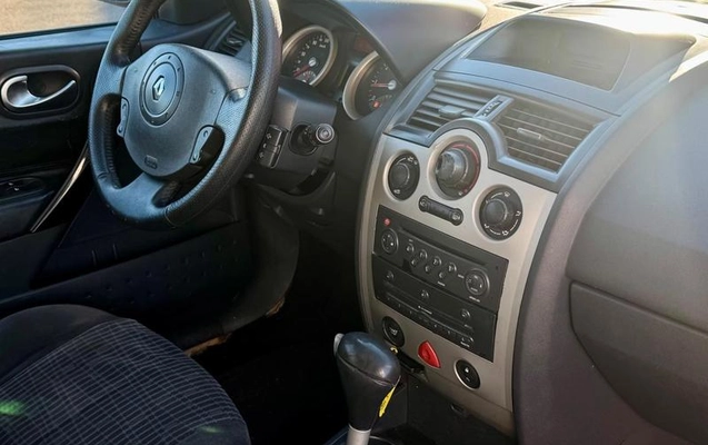 imagem-https://www.socarrao.com.br/sc-vehicle-images-prod/1946560/1787265570142-8085814_12_B_963c4a852f.jpeg