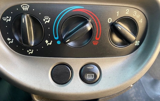 imagem-https://www.socarrao.com.br/sc-vehicle-images-prod/1946607/1789585157704-SU1HXzEzNDguanBlZw.jpeg