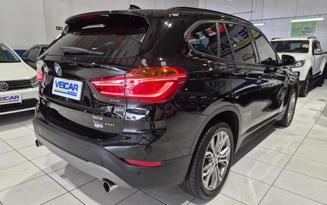 imagem-https://www.socarrao.com.br/sc-vehicle-images-prod/1947024/1788965583119-8138787_8_B_94b88f4c79.jpeg